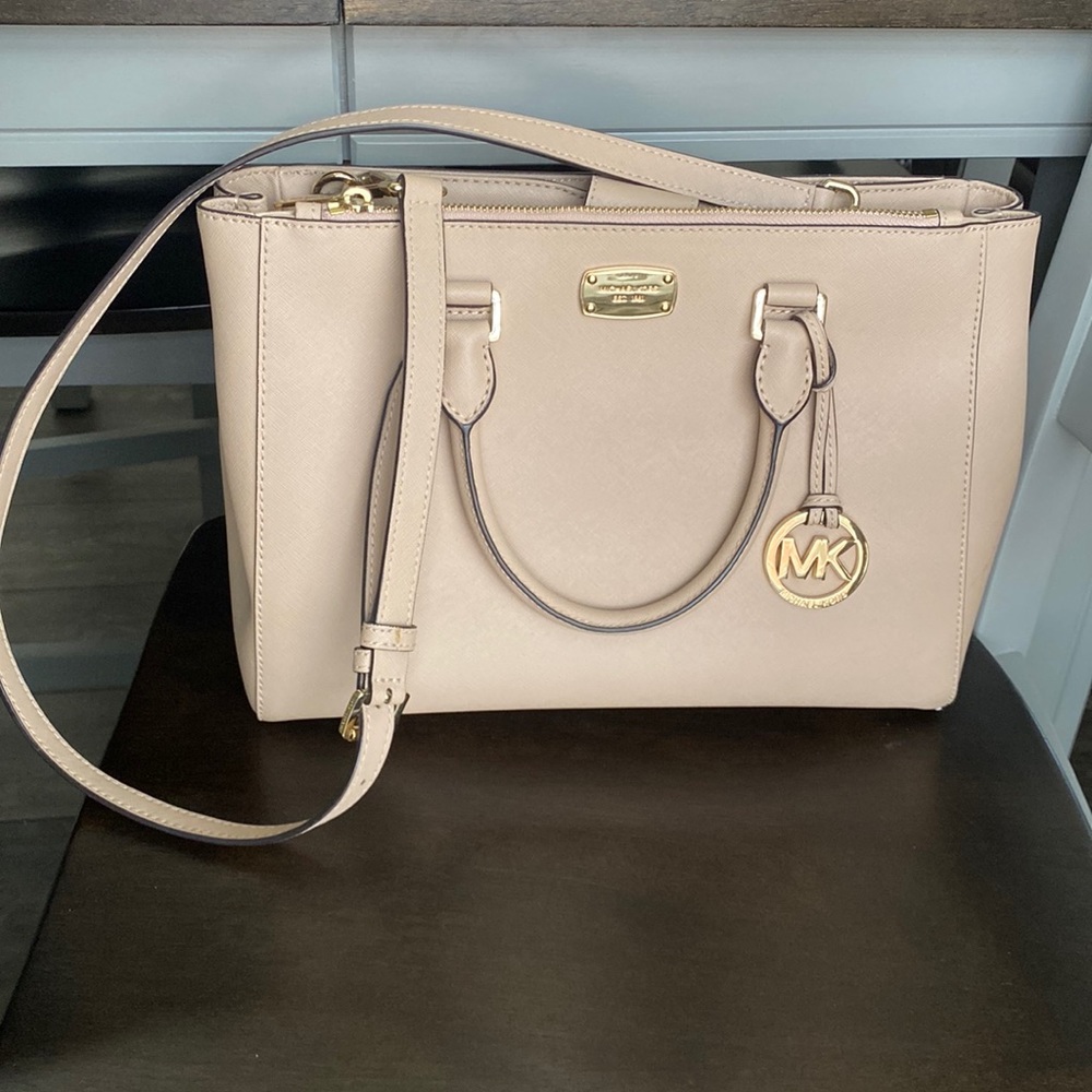michael kors medium leather satchel purse
